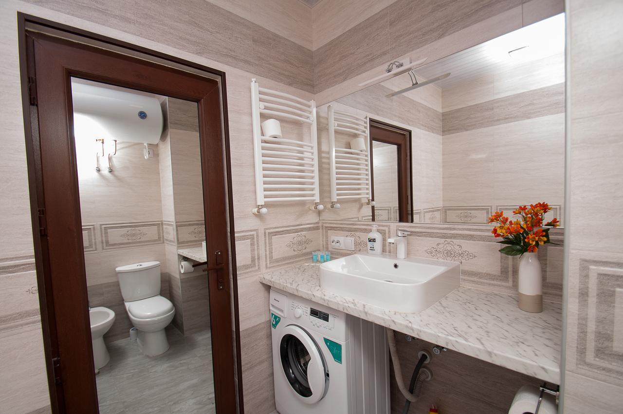 Sea Appart Hotel In The City Center 바투미 외부 사진